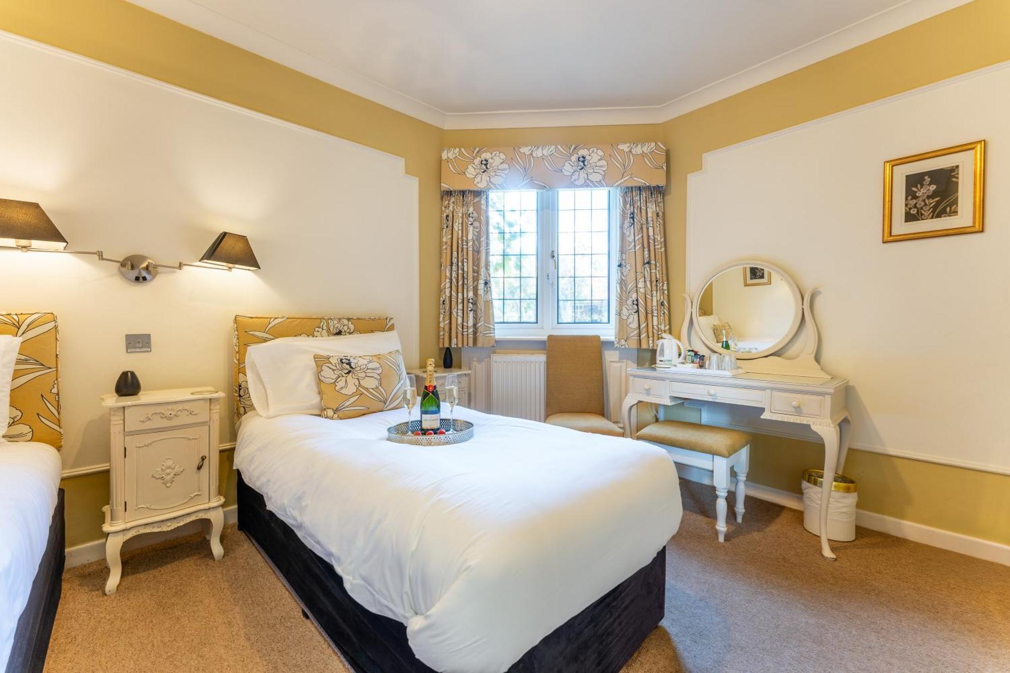 The Cransley By Grandeur Property Bournemouth Eksteriør bilde